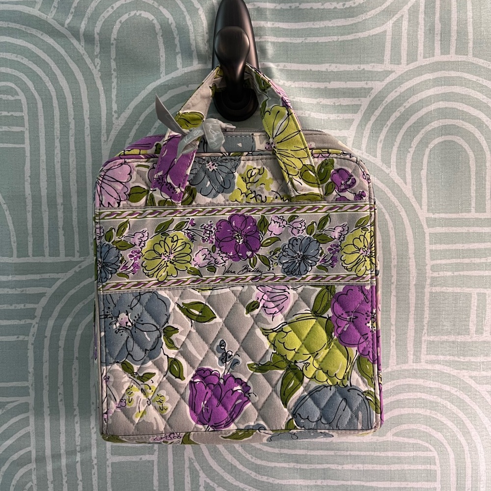 Vera Bradley Quilted Hanging Travel Organizer Purple Floral